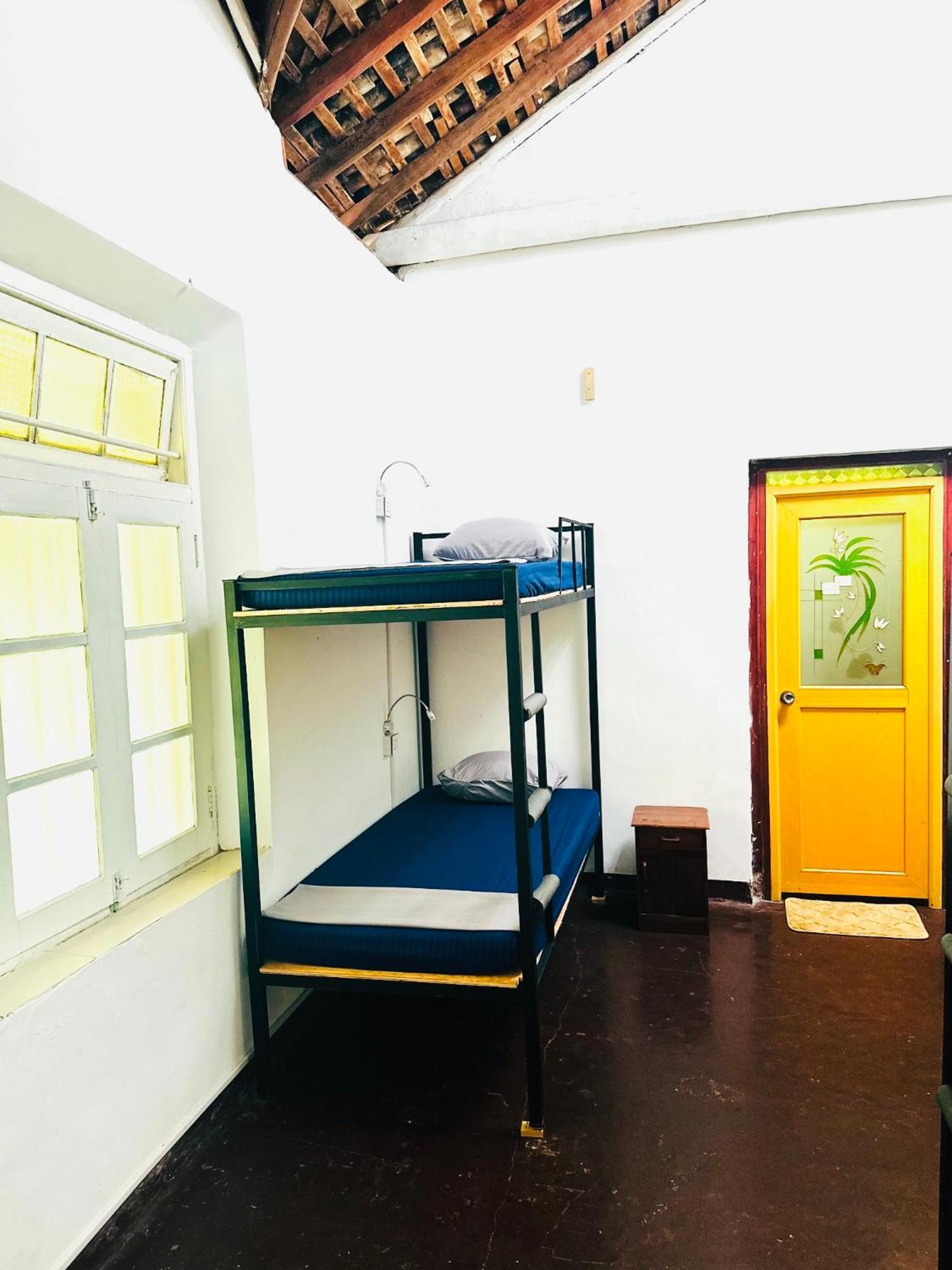 Happy Bunk Hostel Weligama Eksteriør billede