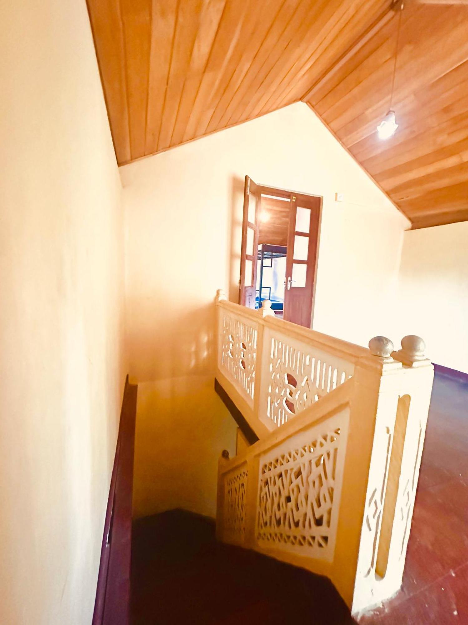 Happy Bunk Hostel Weligama Eksteriør billede